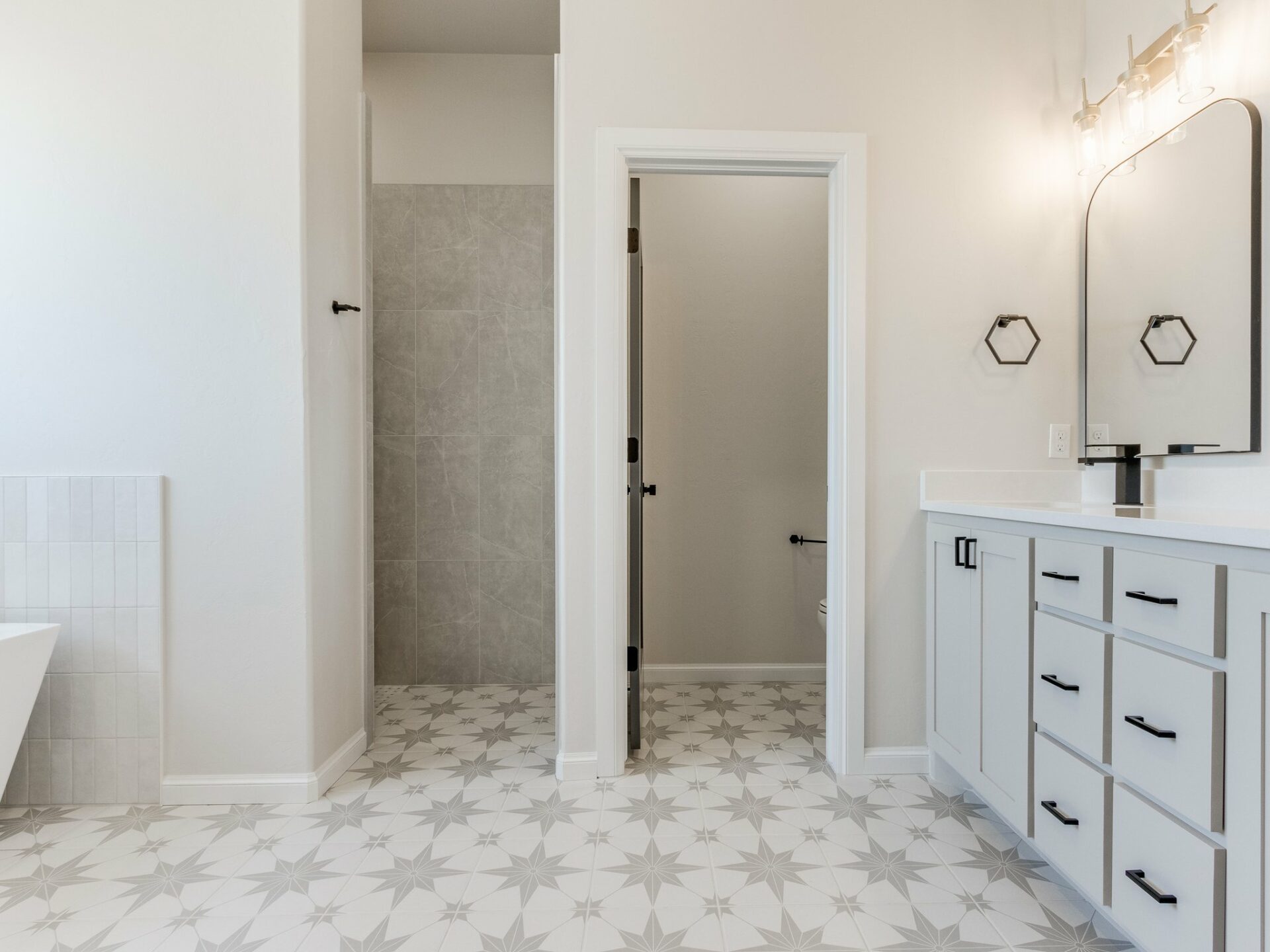 master bathroom, primary suite